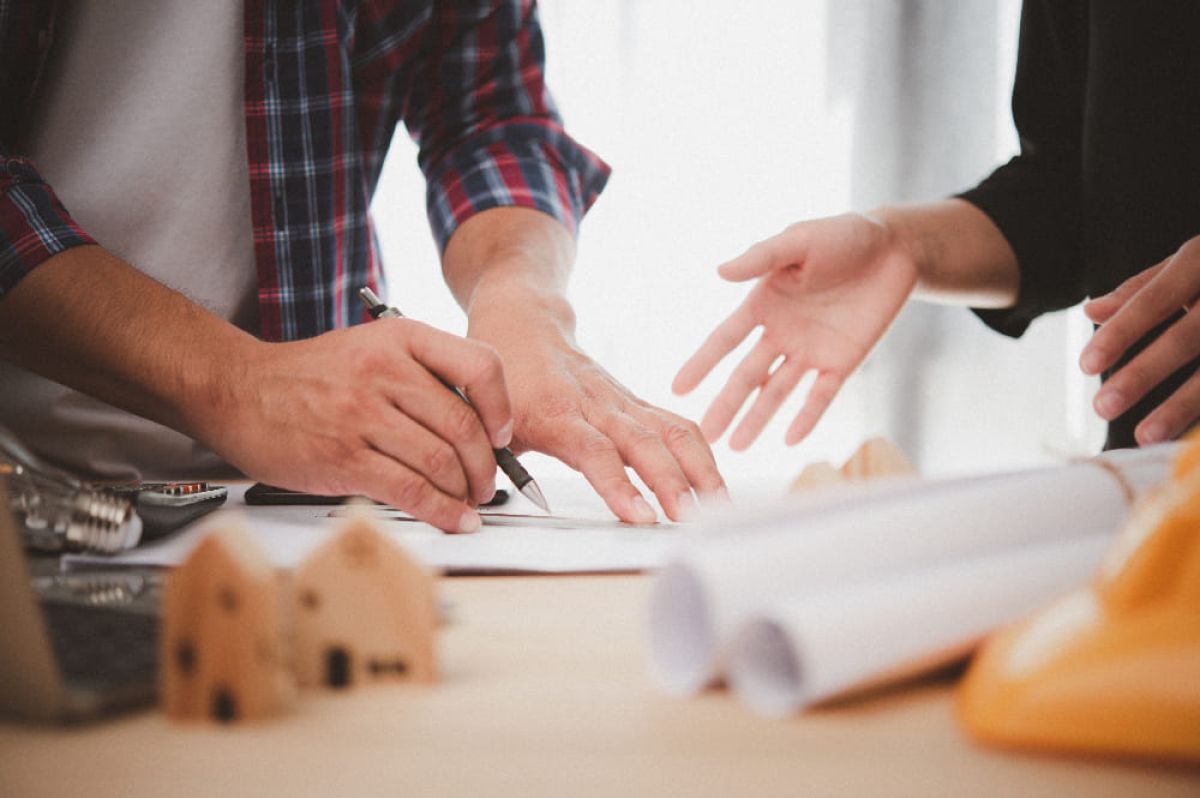 Revisión legal de contratos de obra en Barcelona